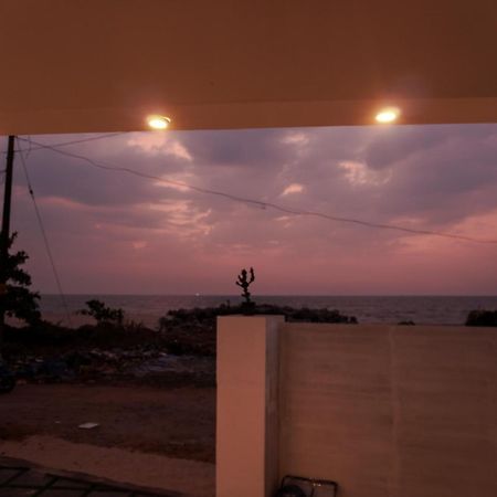 Marari Aidenz Beach Vibe Villa Alappuzha Bagian luar foto